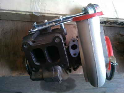 Турбина (Турбокомпрессор) D12 A7 миксер HOWO A7 VG1034110120 фото 1 Комсомольск-на-Амуре