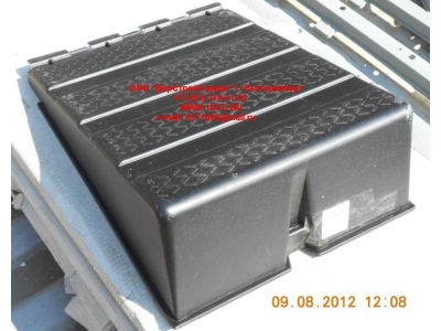 Крышка аккумулятора SH F3000 SHAANXI / Shacman (ШАНКСИ / Шакман) 81.41860.0058 фото 1 Комсомольск-на-Амуре